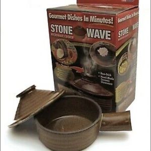 NWT AS SEEN ON TV STONE WAVE MICROWAVE COOKER CERAMIC STONEWARE